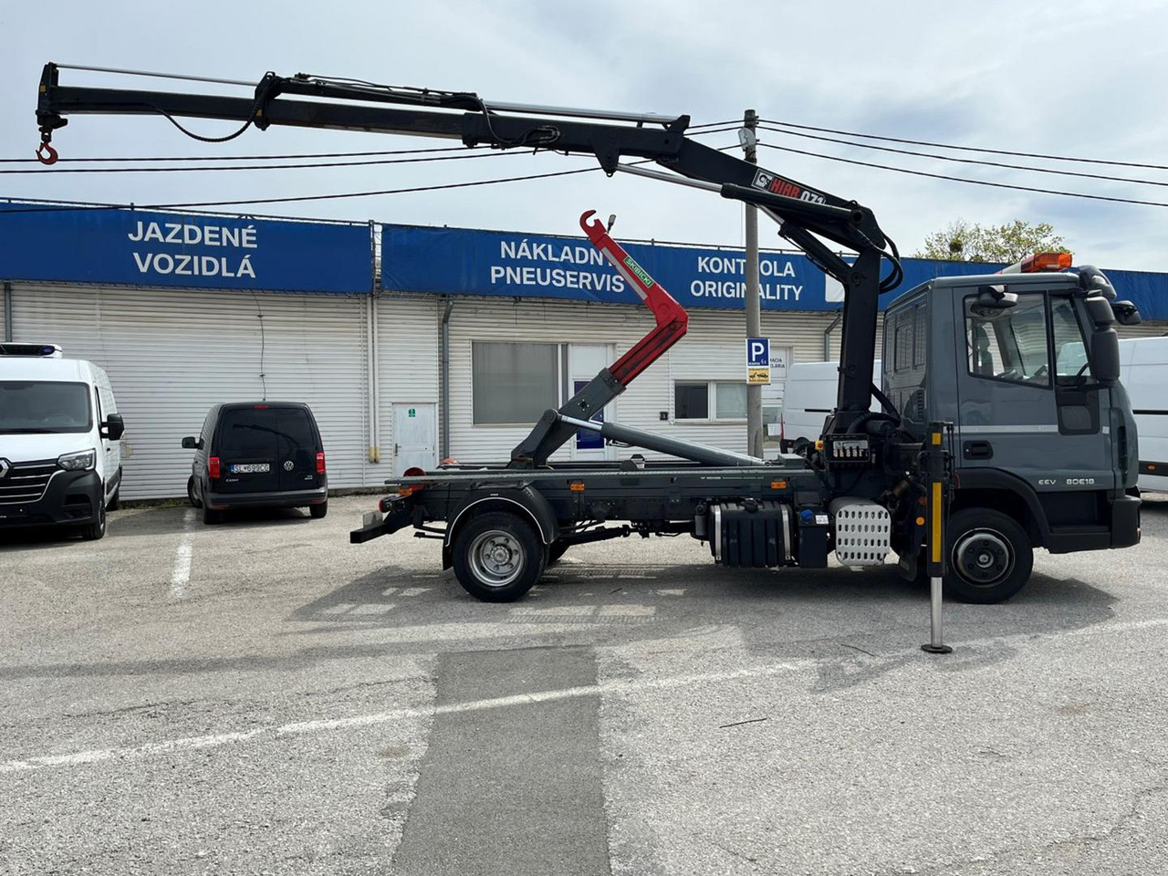 Camión multibasculante Iveco EuroCargo, 80E18, Hákový nosič kontajnerov