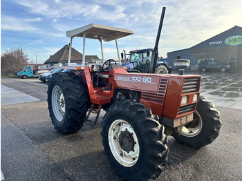 Tractor New Holland 100-90 DT: foto 3