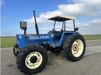 Tractor NEW HOLLAND