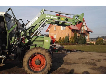 Cargador frontal para tractor METAL-TECHNIK