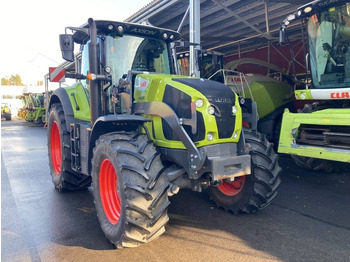 Tractor CLAAS Axion 830