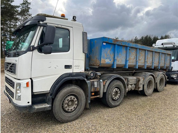 Camión portacontenedor de cadenas VOLVO FM 400