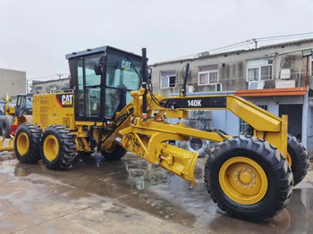 Grader CATERPILLAR 140G