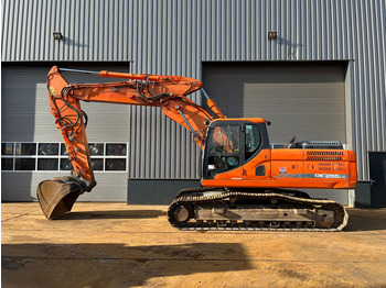 Excavadora de cadenas DOOSAN DX255LC-3