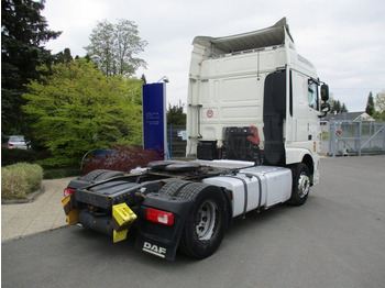 Cabeza tractora DAF XF460 EURO 6 SC: foto 4