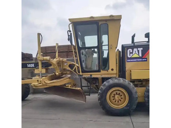 Grader CATERPILLAR 140K