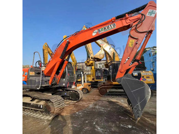 Excavadora de cadenas HITACHI ZX200