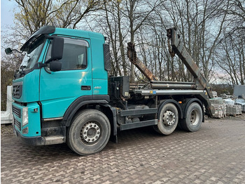 Camión portacontenedor de cadenas VOLVO FH