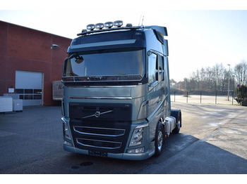 Arrendamiento de Volvo  FH 470 T Navi ACC Retarder 2x Tank TOP Zustand  Volvo  FH 470 T Navi ACC Retarder 2x Tank TOP Zustand: foto 2