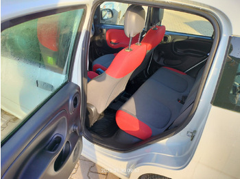 Coche FIAT PANDA HATCHBACK: foto 5