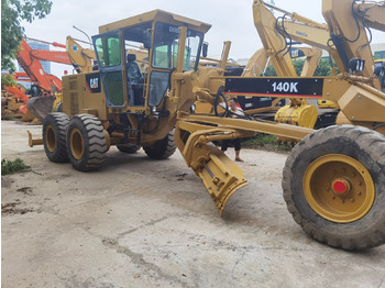 Grader CATERPILLAR 140K