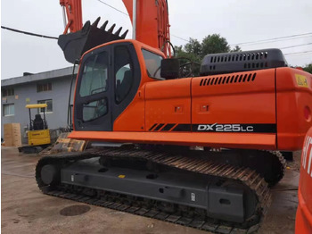 Excavadora de cadenas DOOSAN DX225LC