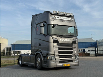 Cabeza tractora SCANIA S 540