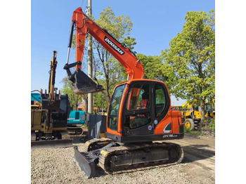 Miniexcavadora DOOSAN DX75