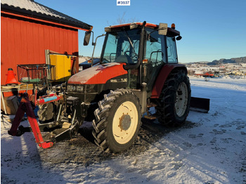 Tractor NEW HOLLAND TL90