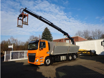 Camión volquete DAF CF 480