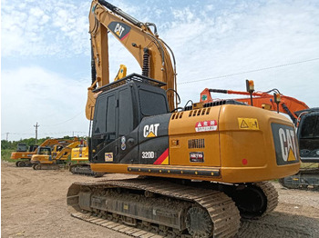 Excavadora de cadenas CATERPILLAR 320D2