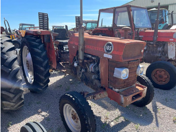 Tractor MASSEY FERGUSON 100 series