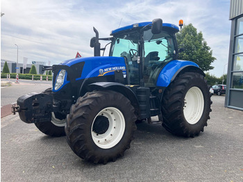 Tractor NEW HOLLAND