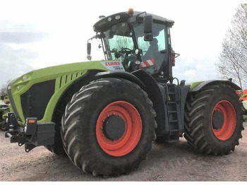 Tractor CLAAS Xerion