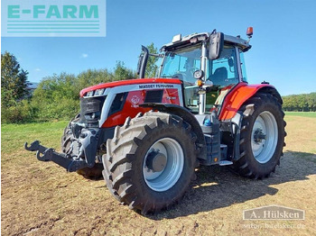 Tractor MASSEY FERGUSON 100 series