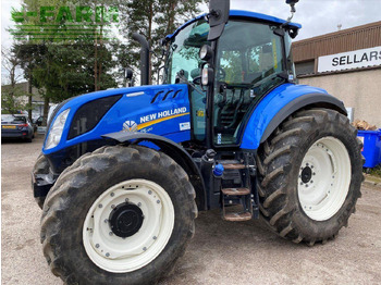 Tractor NEW HOLLAND T5