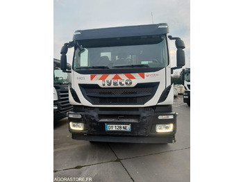 Camión de basura BOM 26T GNC IVECO - 2015 / 116311 KM (6403- VPIDF -66ICAM571X): foto 2