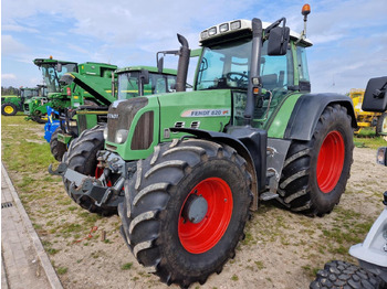 Tractor FENDT 820 Vario