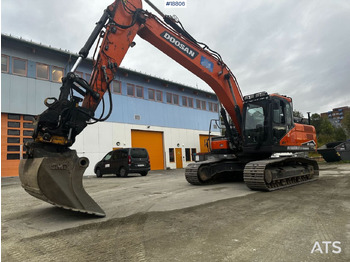 Excavadora DOOSAN DX225LC