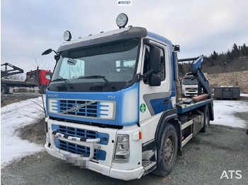 Camión portacontenedor de cadenas VOLVO FM 300