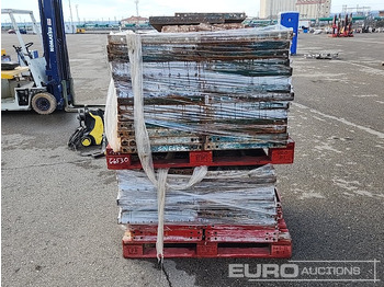 Equipo de construcción Pallet of Shuttering Plate 50x50 (2 of) / Palet Chapas Encofrar: foto 3