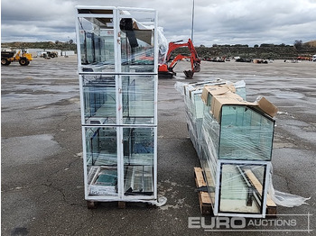 Equipo de construcción Pallet of Various Aquariums (4 of): foto 3