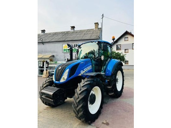 Tractor NEW HOLLAND T5