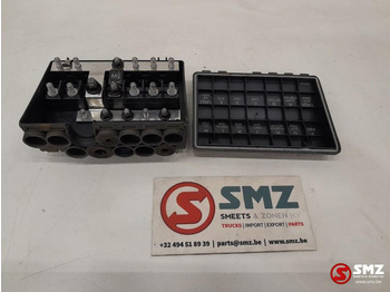 Sistema eléctrico para Camión Scania Occ zekeringskast Scania: foto 3 Sistema eléctrico para Camión Scania Occ zekeringskast Scania: foto 3