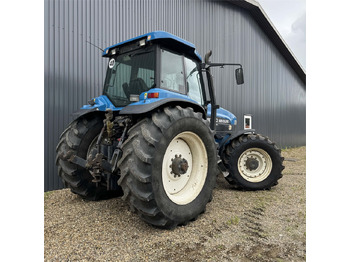 Tractor New Holland 8770: foto 3