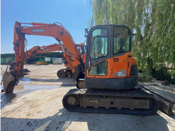 Miniexcavadora DOOSAN DX80