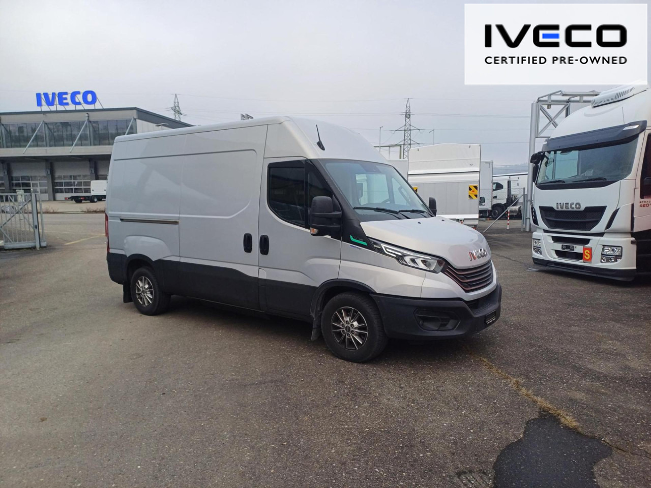 Furgón IVECO Daily 35S14NA8V/P Euro6 Klima AHK Navi Luftfeder: foto 8