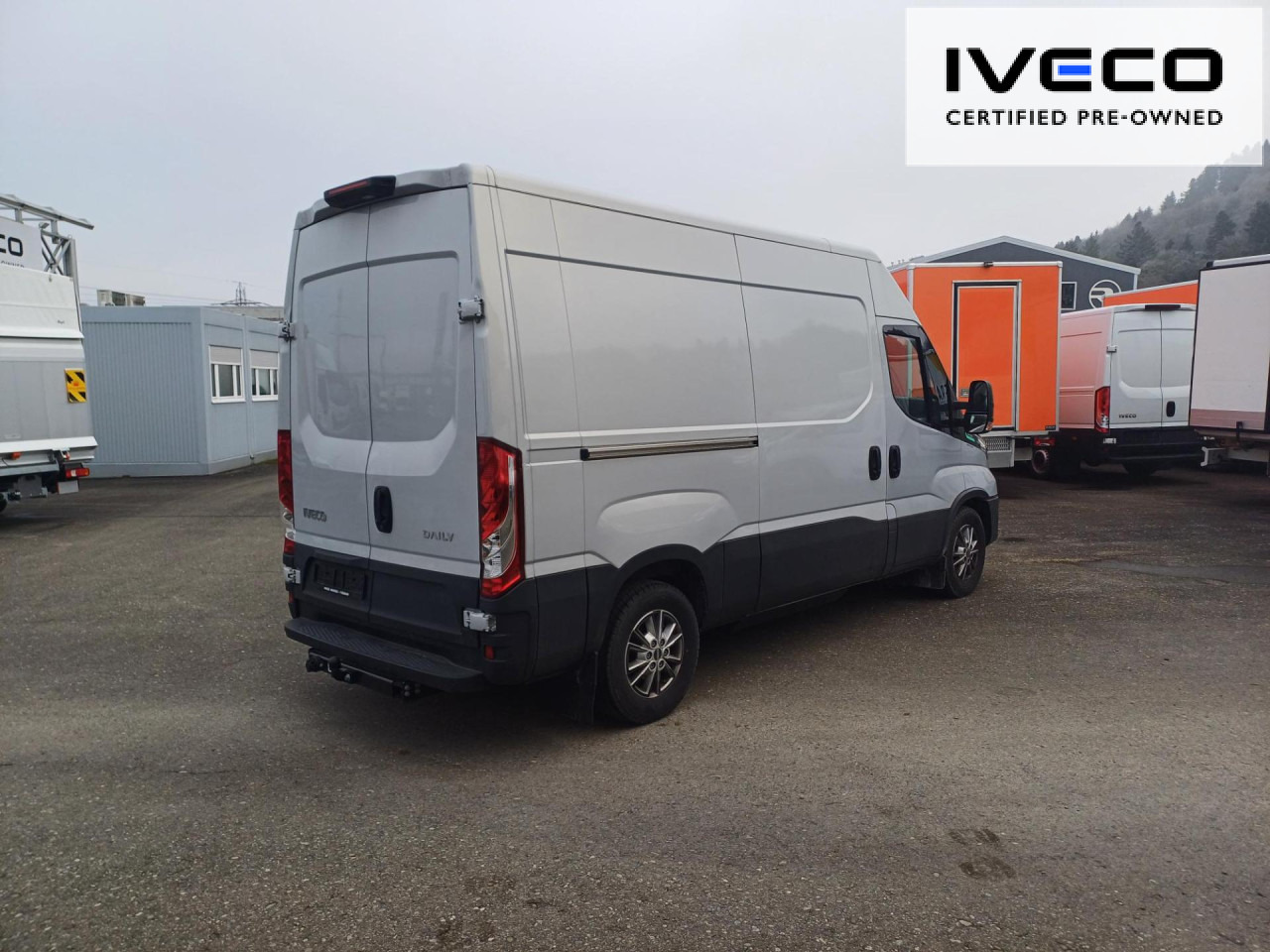 Furgón IVECO Daily 35S14NA8V/P Euro6 Klima AHK Navi Luftfeder: foto 10