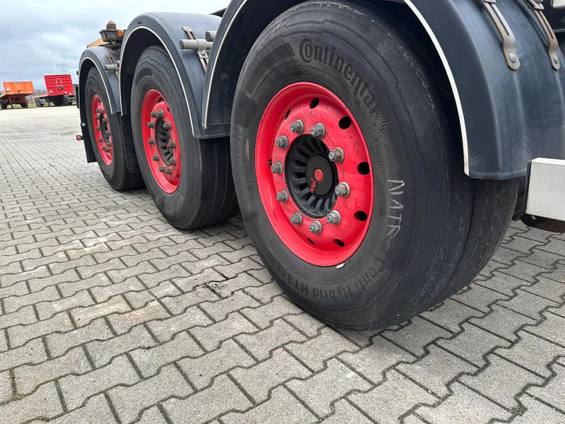 Semirremolque portacontenedore/ Intercambiable Burg 20FT ADR (EX/II, EX/III, FL, AT), Leergewicht : 3.690kg, SAF INTRADISC, 2x Liftachse, NL-Chassis, , APK/ADR: 10-2025: foto 14