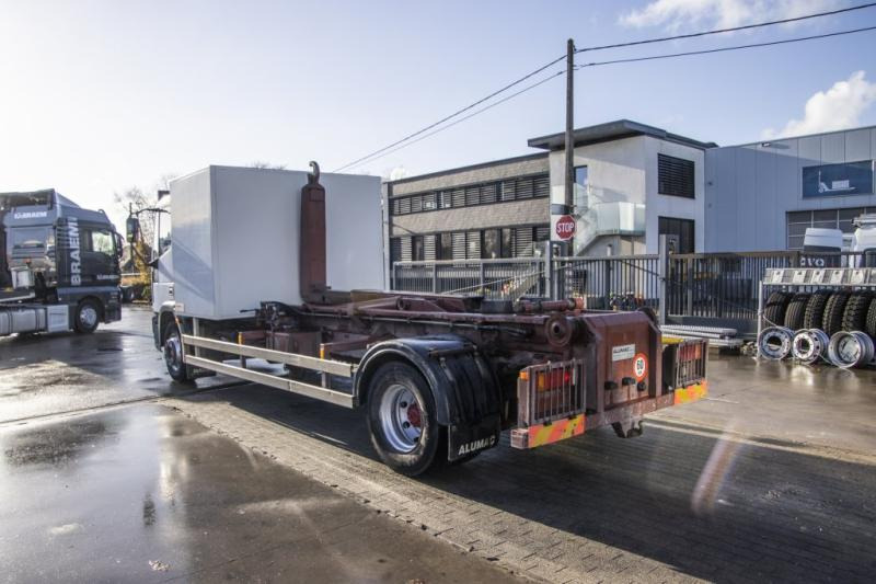 Camión multibasculante Iveco EUROCARGO 130E18: foto 6