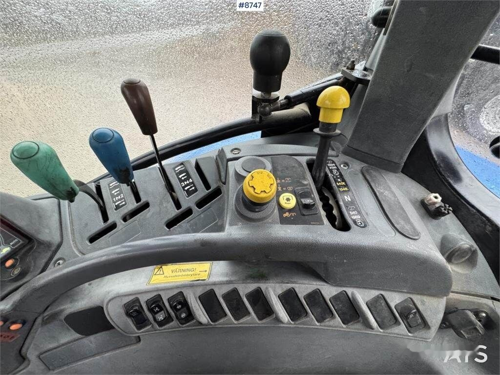 Tractor nuevo New Holland TS 100A: foto 32