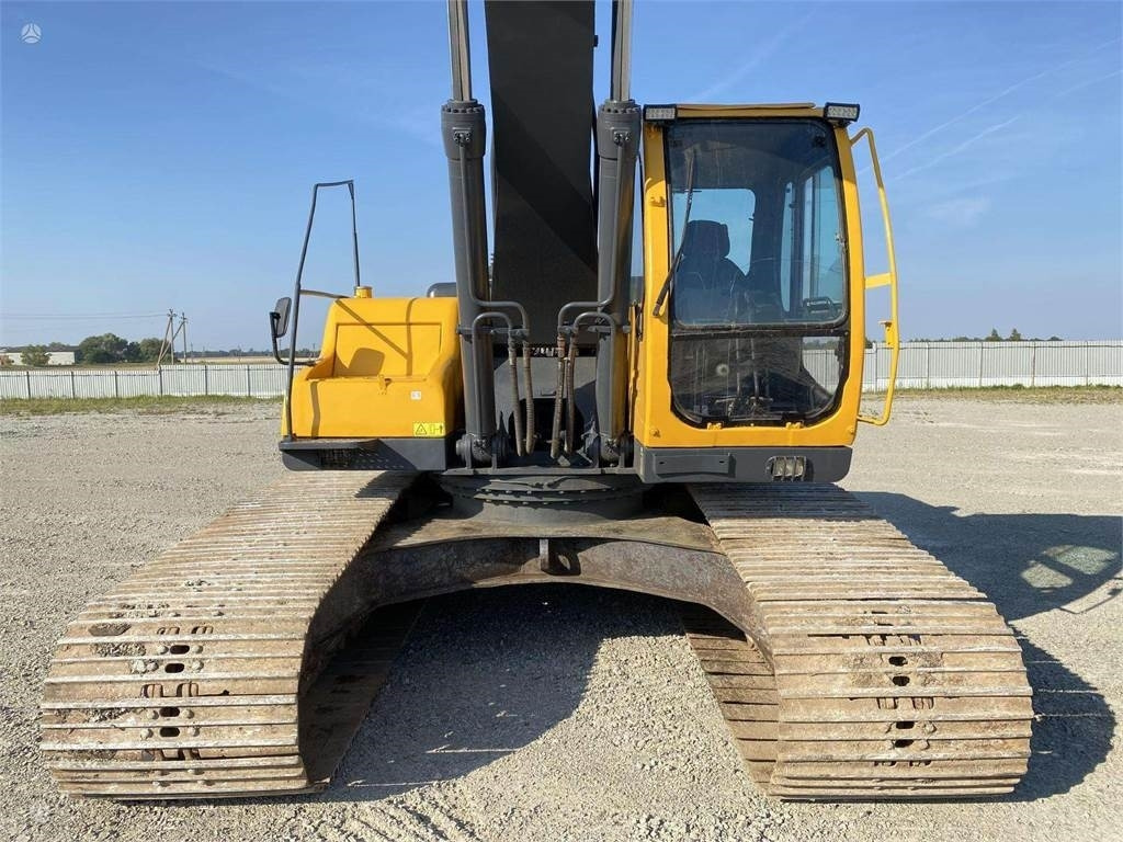 Excavadora de cadenas Volvo EC 240 LC: foto 9