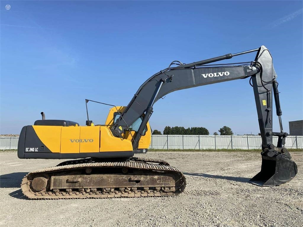 Excavadora de cadenas Volvo EC 240 LC: foto 6