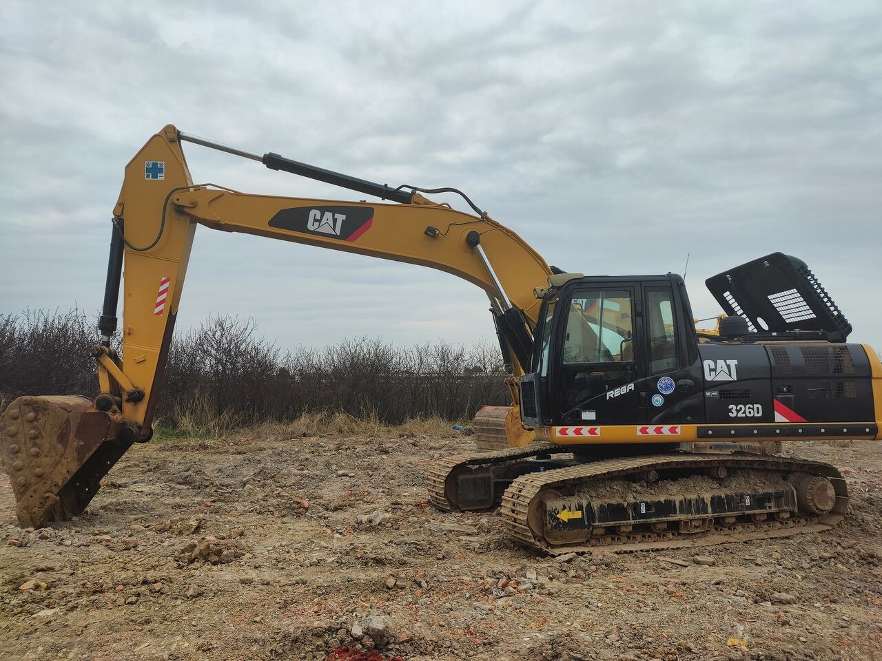 Excavadora de cadenas Caterpillar 326D: foto 6