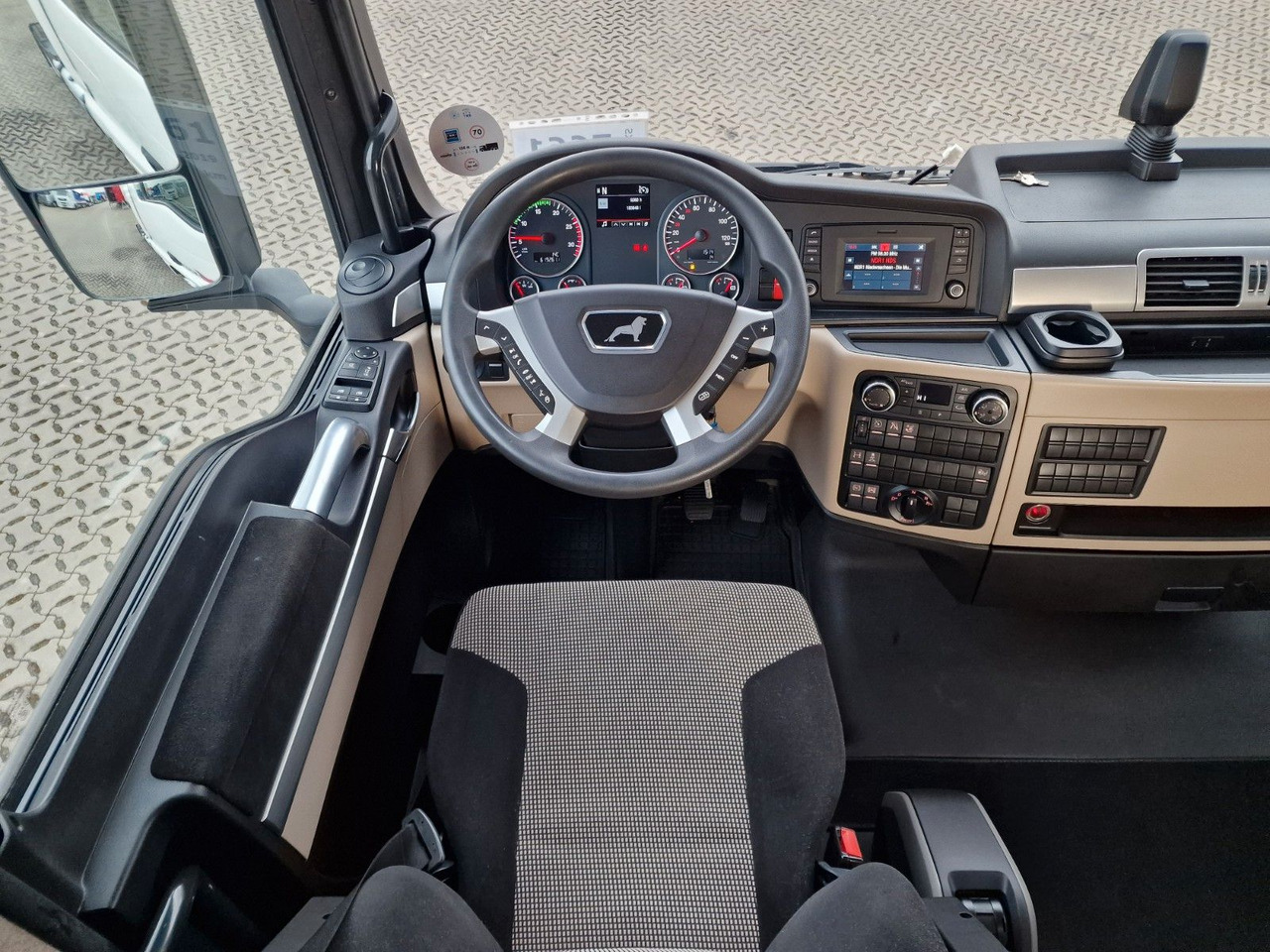 Cabeza tractora nuevo MAN TGX 18.460 4X2 LLS-U: foto 23