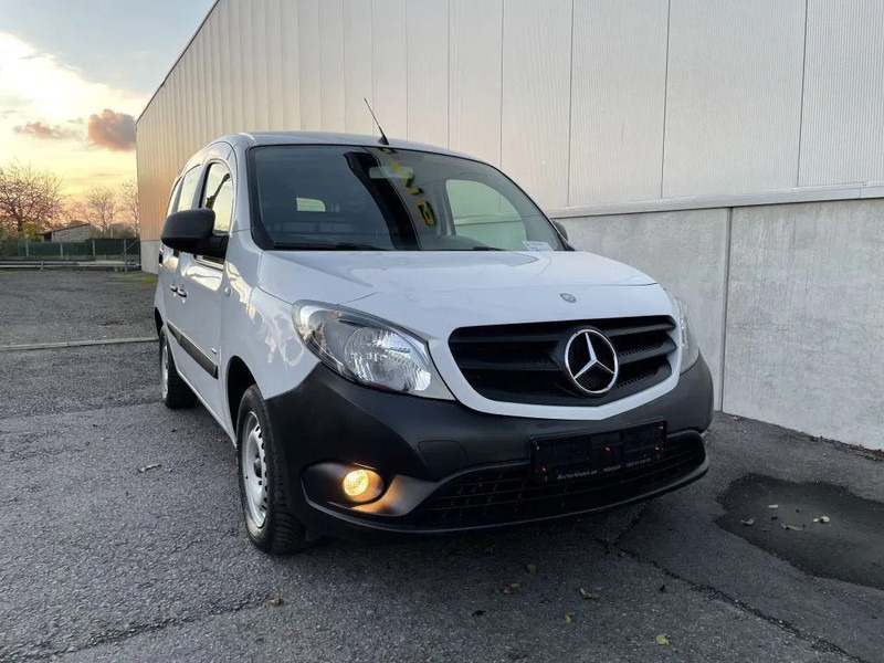 Arrendamiento de Mercedes-Benz Citan 109 CDI *Navigatie*Airco*Buitenspiegels verwarmd&elektr. verstelbaar Mercedes-Benz Citan 109 CDI *Navigatie*Airco*Buitenspiegels verwarmd&elektr. verstelbaar: foto 9