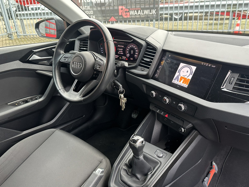 Coche Audi A1 Sportback 25 TFSI Carplay NL Auto Epic Sportback: foto 9