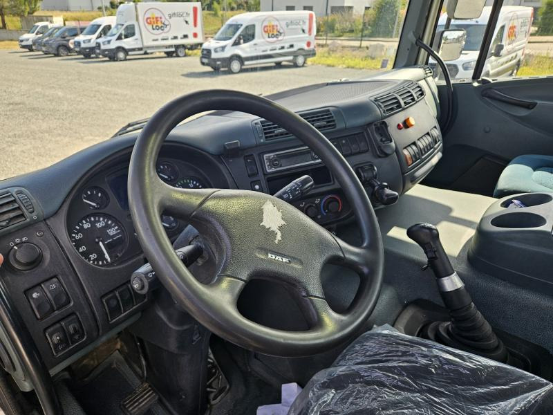 Arrendamiento de DAF CF85 380 DAF CF85 380: foto 11