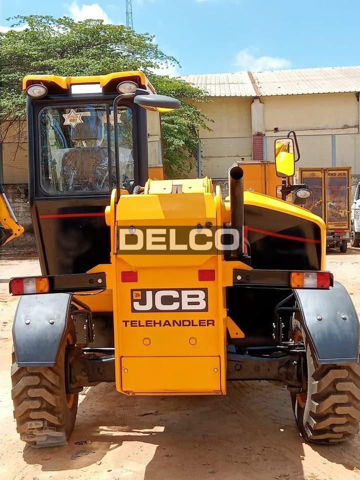 Manipulador telescópico nuevo JCB 530-70: foto 10