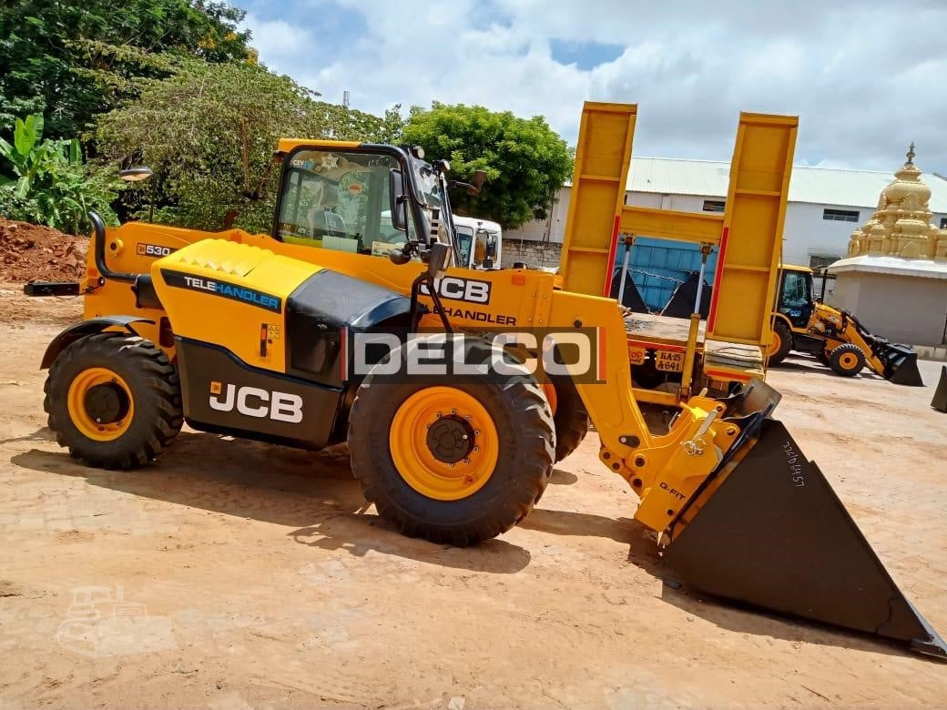 Manipulador telescópico nuevo JCB 530-70: foto 6